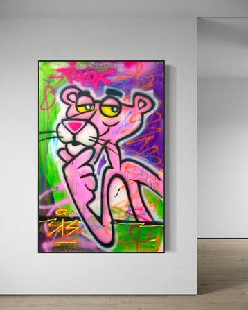 Outside313 - The Pink Panther - Pink graffiti