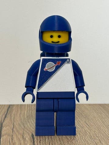 Fait maison - (MOC) Minifigure LEGO astronaute grand format, Kinderen en Baby's, Speelgoed | Duplo en Lego, Nieuw
