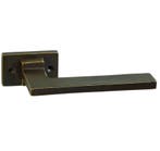 Deurklink Jolie Evoke op rechthoekig rozet antiek brons, Nieuw