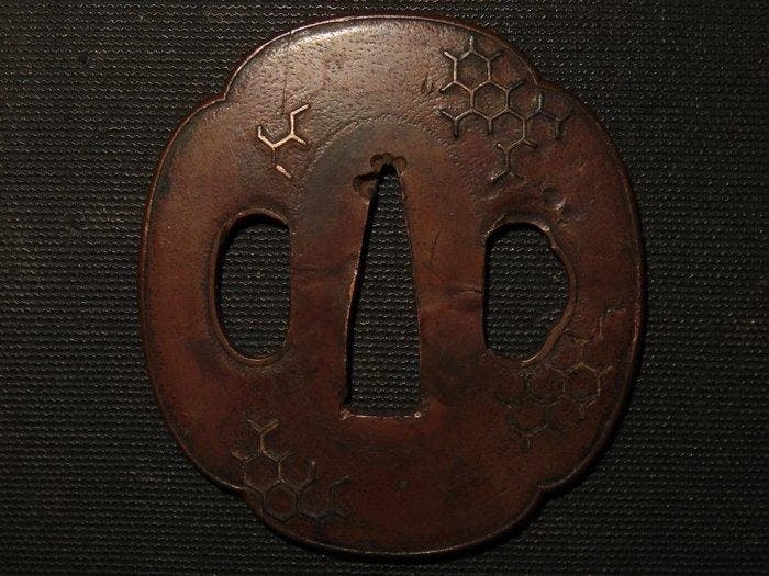 Asiel - Bee Honeycomb Tsuba : C5-565 - Japan - Edo Periode, Antiek en Kunst, Antiek | Overige Antiek