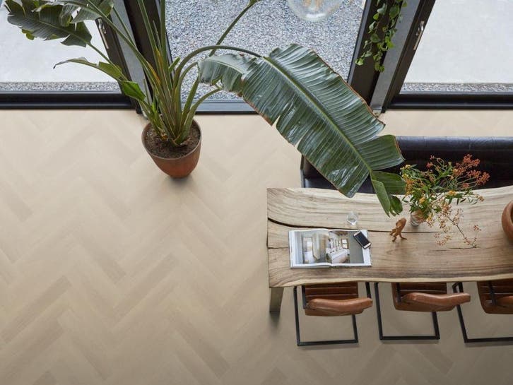METZ Visgraat Plak Pvc Herringbone BEIGE DRYBACK (, Doe-het-zelf en Bouw, Vloerdelen en Plavuizen, Ophalen of Verzenden