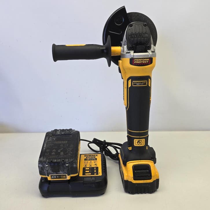 DeWalt DCG405N Haakse Slijper 125 mm Incl. 2 Accus en Lader, Bricolage & Construction, Outillage | Meuleuses, Enlèvement ou Envoi