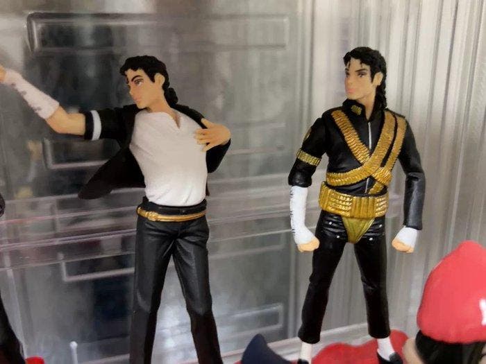 Michael Jackson - Pop Five figures with different actions -, Antiek en Kunst, Antiek | Overige Antiek
