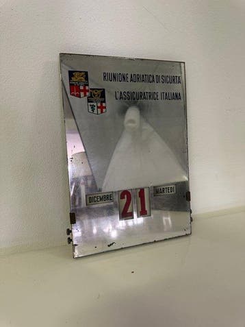 Eeuwigdurende kalender - Italië - Advertentiespiegel