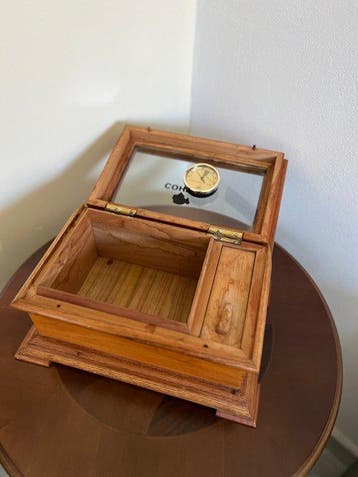 Sans prix de réserve - Boîte à cigares - Bois, Verre, Os -, Nieuw