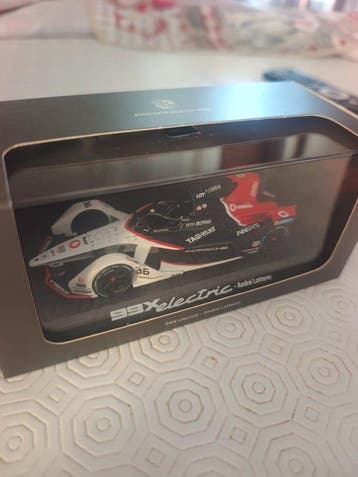 Minichamps 1:43 - Model raceauto - Porsche 99X electric -, Nieuw