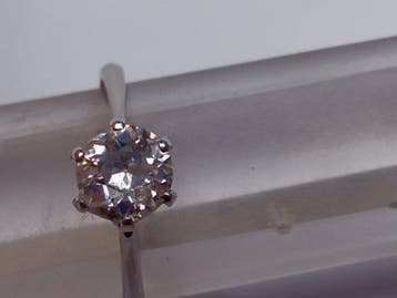 Ring - 14 karaat Witgoud - 1.18ct. tw. Diamant (Natuurlijk), Nieuw