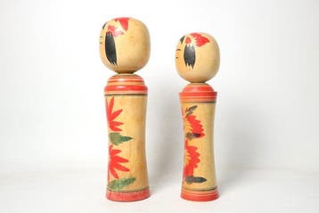 Figuur - A Joyful Pair — Vintage Japanese Naruko Kokeshi