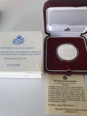 San Marino, Slowakije. 10 Euro 2009/2010 (2 monnaies) Proof