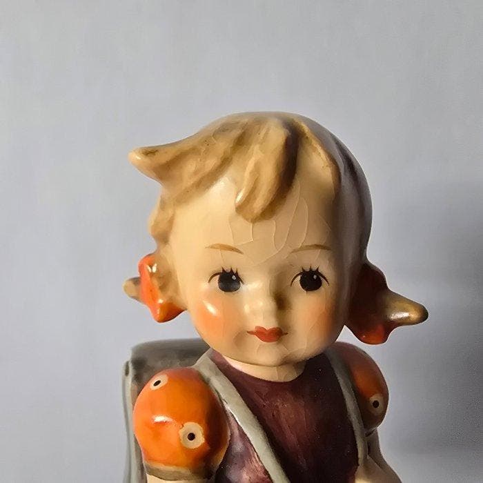 Goebel - Figurine - Hummel 81/0 - School Girl - TMK3 -, Antiek en Kunst, Curiosa en Brocante
