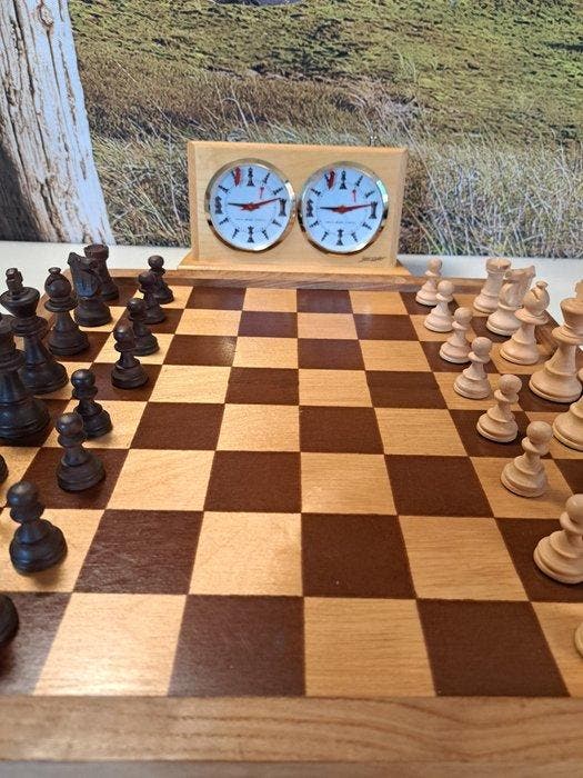 Schaakspel - Loodverzwaard Lardy Schaakspel & Jerger, Antiek en Kunst, Curiosa en Brocante