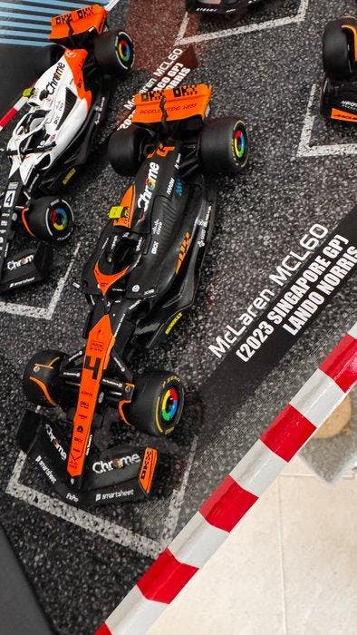 Bburago 1:43 - Modelauto (4) - 4-Car Set Lando Norris -, Hobby & Loisirs créatifs, Voitures miniatures | 1:5 à 1:12