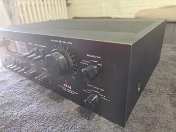 Akai - AM-2600 Solid state versterker, Nieuw