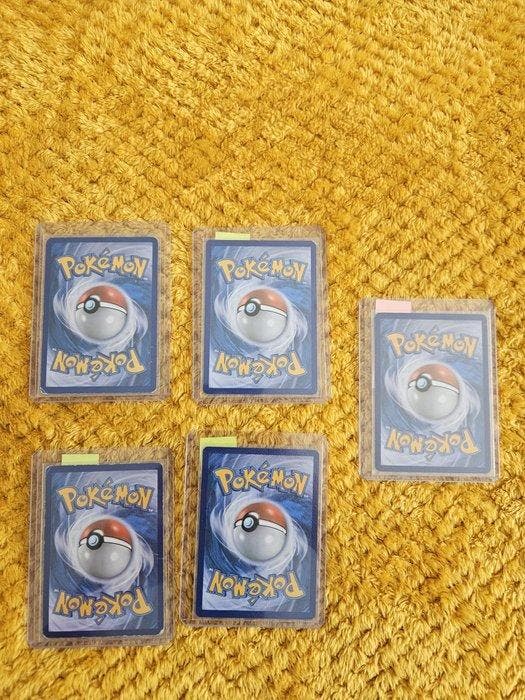Pokémon - 5 Bulk kaarten - Black & White, Hobby & Loisirs créatifs, Jeux de cartes à collectionner | Pokémon