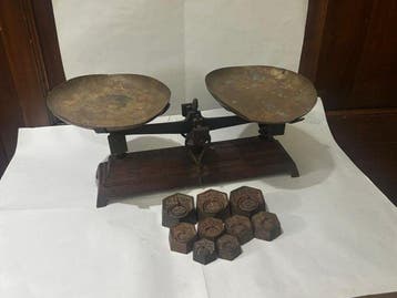 Balance (8) - Roberval - Fonte - Balance Roberval antique