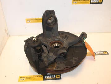 Fusee rechts-voor Volkswagen Jetta O84065