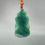 Sculpture, Guanyin Pendant - 53 mm - Jadeite certifié