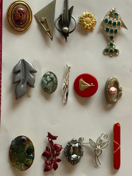 Themacollectie - Prachtige Collectie Vintage & Retro Broches, Antiek en Kunst, Antiek | Speelgoed