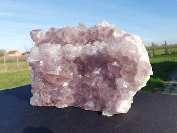 Grands pointes d’améthyste Groupe de cristal - Hauteur : 28