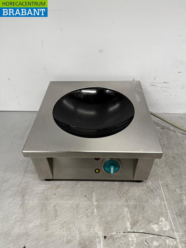 RVS Bohner Inductie Wok Wokplaat met wokpan 5 kW 400V Horeca, Zakelijke goederen, Horeca | Keukenapparatuur, Ophalen of Verzenden
