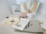 Vivienne Westwood - drie-rijige kunstparels - Choker