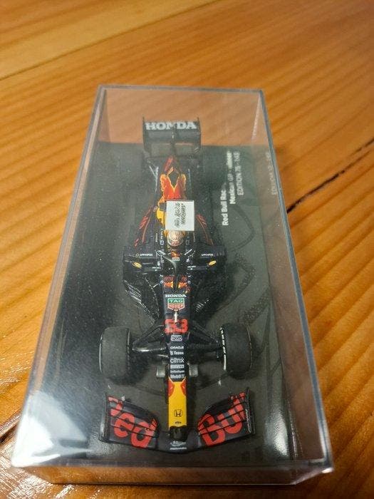 Red Bull Racing - Mexican GP - Max Verstappen - 2021 -, Hobby en Vrije tijd, Modelauto's | 1:5 tot 1:12