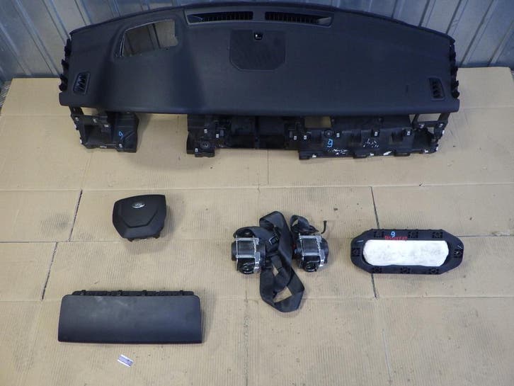 console dashboard airbags belts Discovery Sport L550, Autos : Pièces & Accessoires, Habitacle & Garnissage, Envoi