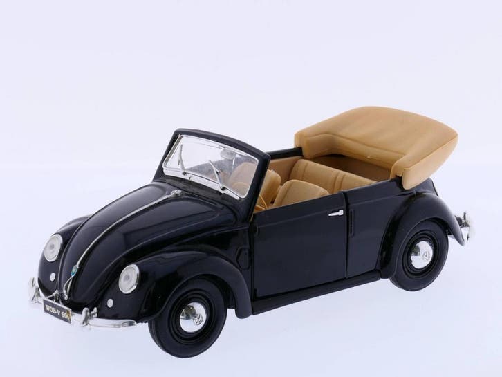 Schaal 1:18 Maisto Volkswagen Beetle / Kever Cabriolet 19..., Hobby & Loisirs créatifs, Voitures miniatures | Échelles Autre, Enlèvement ou Envoi