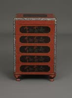 Jûbako  (gestapelde voedselcontainer) - Gelakt hout,