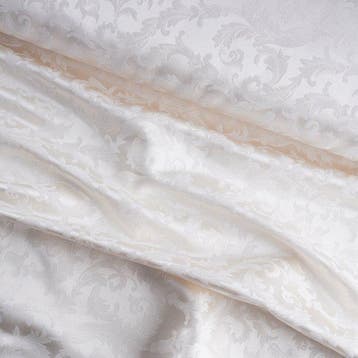 GCFabrics – Damaststof voor meubelbekleding ivoorwit met