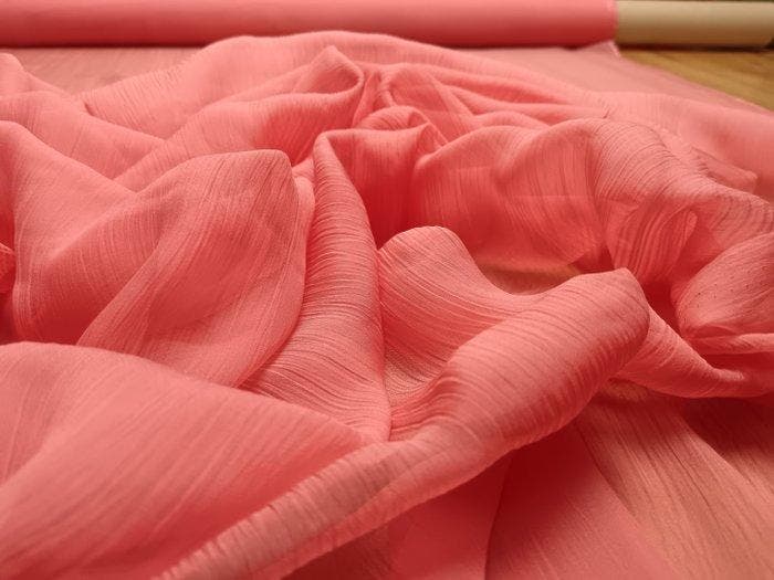 Georgette Pura zijde maat E386 6,50×1,40 m - Textiel - 650, Antiek en Kunst, Antiek | Tapijten, Tafelkleden en Textiel