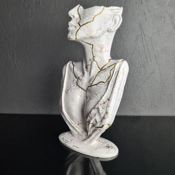 Santicri - Tired face (white and gold marble )
