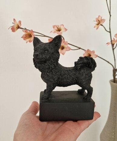 Urn hondje Chihuahua mat zwart + naam hond graveren, Dieren en Toebehoren, Honden-accessoires, Nieuw