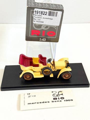 Rio 1:43 - Modelauto - Mercedes Tourisme, dunkelbeige model