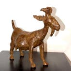 Abdoulaye Derme - sculptuur, Chèvre attentive – présence