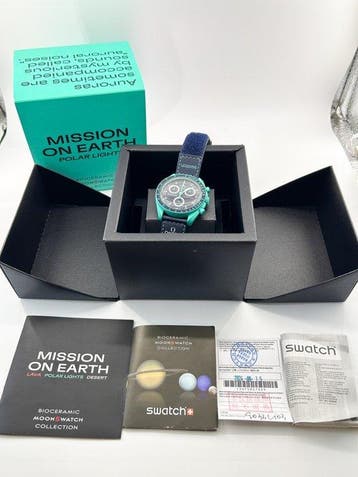 Omega x Swatch - MoonSwatch “Mission on Earth – Polar, Bijoux, Sacs & Beauté