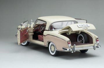 Sunstar 1:18 - Coupé miniature - Mercedes-Benz 220S Coupé, Nieuw