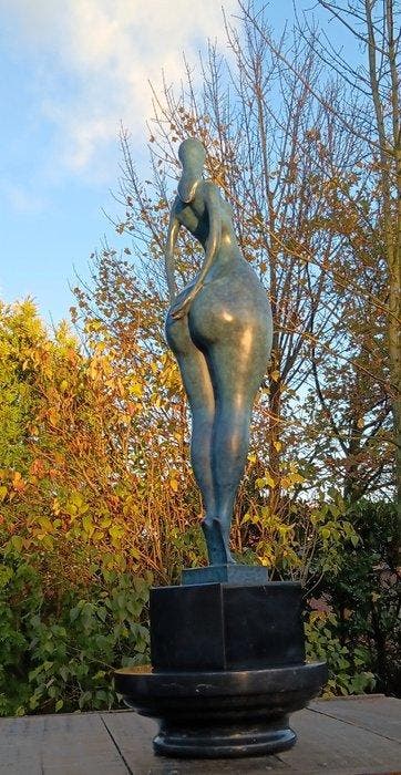 sculptuur, groot formaat vrouwelijk schoon - 72 cm -, Antiquités & Art, Art | Objets design
