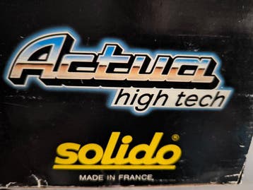 Solido 1:18 - Voiture miniature - Peugeot 605