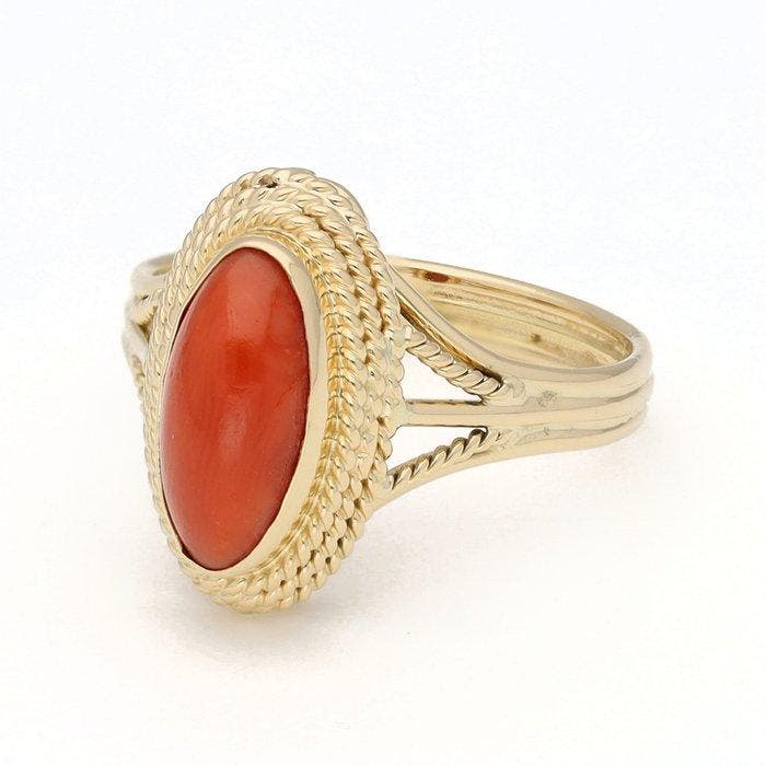 Ring - 18 karaat Geel goud Bloedkoraal, Handtassen en Accessoires, Ringen