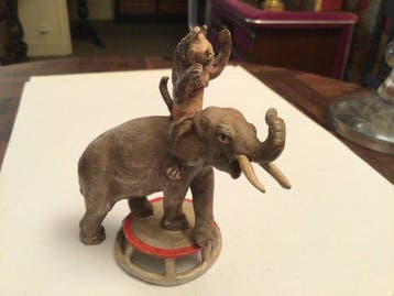 sculptuur, Éléphant de cirque - 10 cm - Koud geverfd brons, Antiquités & Art