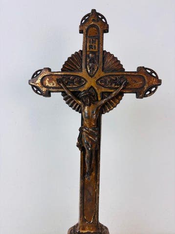 Crucifix - Gietijzer - 1920-1930 - Corpus Christi met INRI, Antiquités & Art