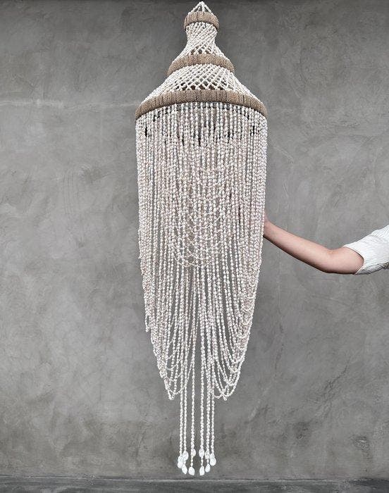 NO RESERVE PRICE - SL05 - Stunning Shell Chandelier -, Antiquités & Art, Art | Objets design