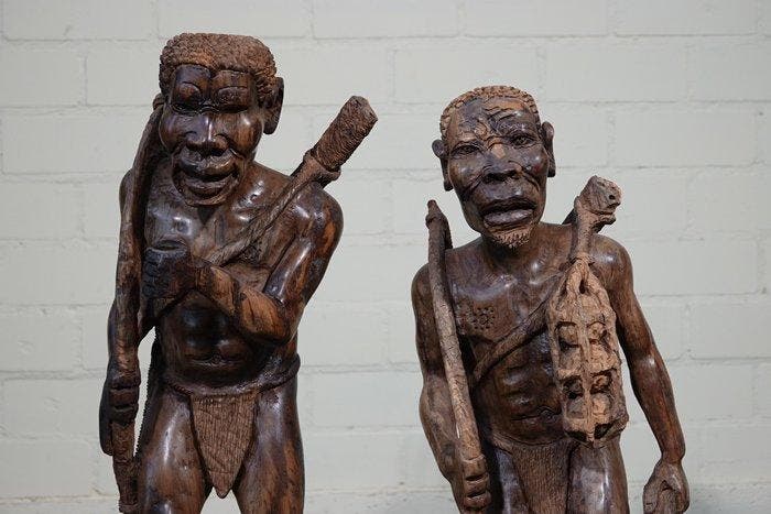 sculptuur, Houten beelden Afrikaanse jagers - 60 cm - Hout, Antiquités & Art, Curiosités & Brocante