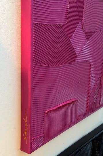 Sarah Schwarzl - Frequency FUCHSIA (Frame included)