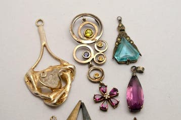 925 zilver - Een kavel van 7 hangers - Helder kwarts, opaal,