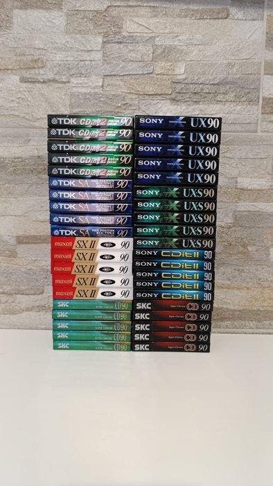 40 x Sony, Tdk, Maxell, SKC - UX-S ,UX, CDit II, SA, CDing2,, TV, Hi-fi & Vidéo, Radios