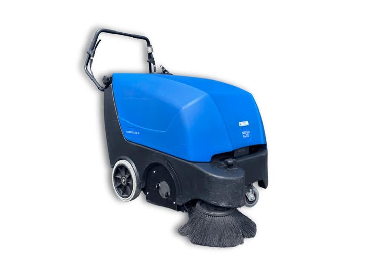 Nilfisk floortec 560B, Tuin en Terras, Veegmachines, Zo goed als nieuw, Ophalen of Verzenden