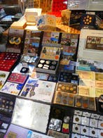 Wereld. Collection of coins/banknote/medals/euro inkl. pp