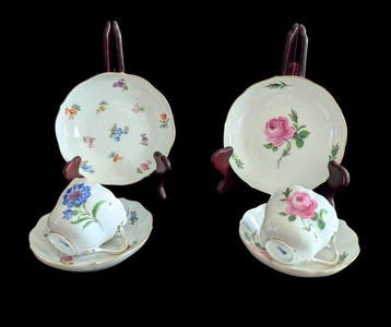 Meissen - Kop en schotel (2) - Porselein, Antiek en Kunst